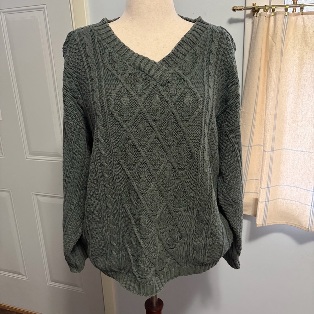 Vintage Cotton High Sierra Fisherman V-neck Oversized Cable Knit sweater